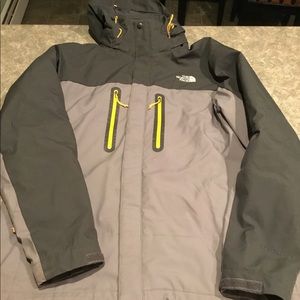 Men’s North face winter coat